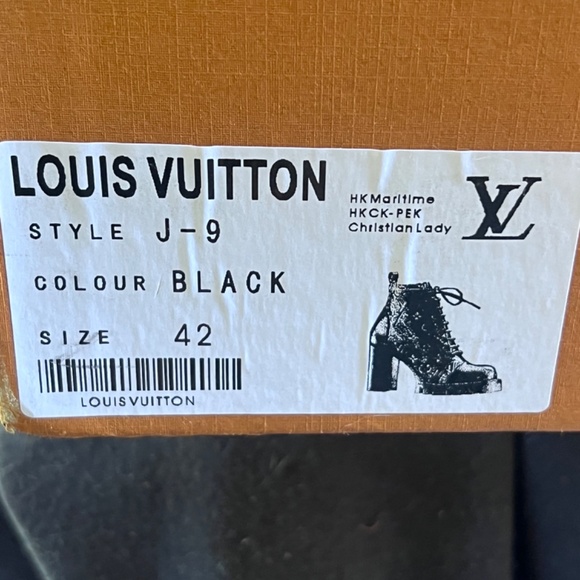 Louis Vuitton - Picture 8 of 8